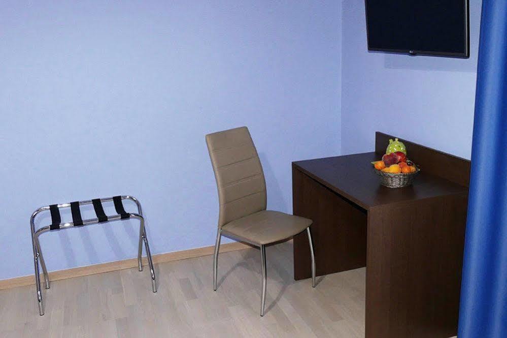 Cairoli Exclusive Rooms & Suite 브린디시 외부 사진