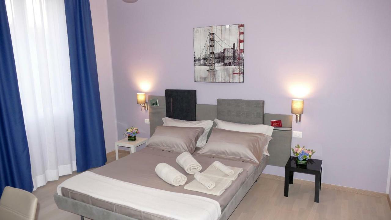 Cairoli Exclusive Rooms & Suite 브린디시 외부 사진