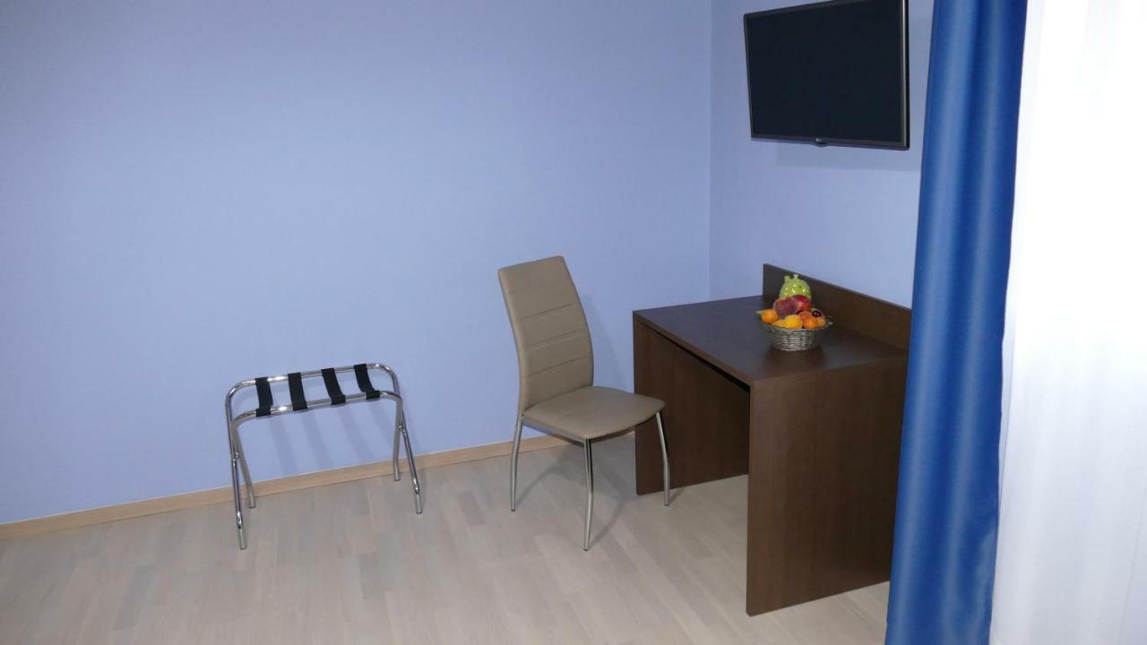 Cairoli Exclusive Rooms & Suite 브린디시 외부 사진