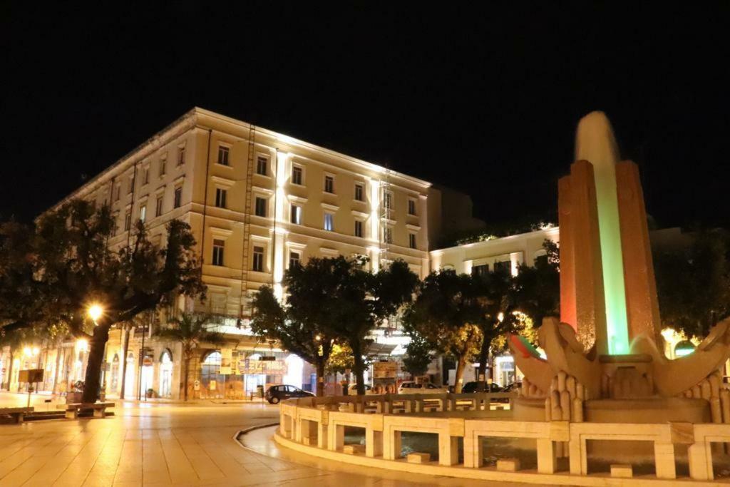 Cairoli Exclusive Rooms & Suite 브린디시 외부 사진